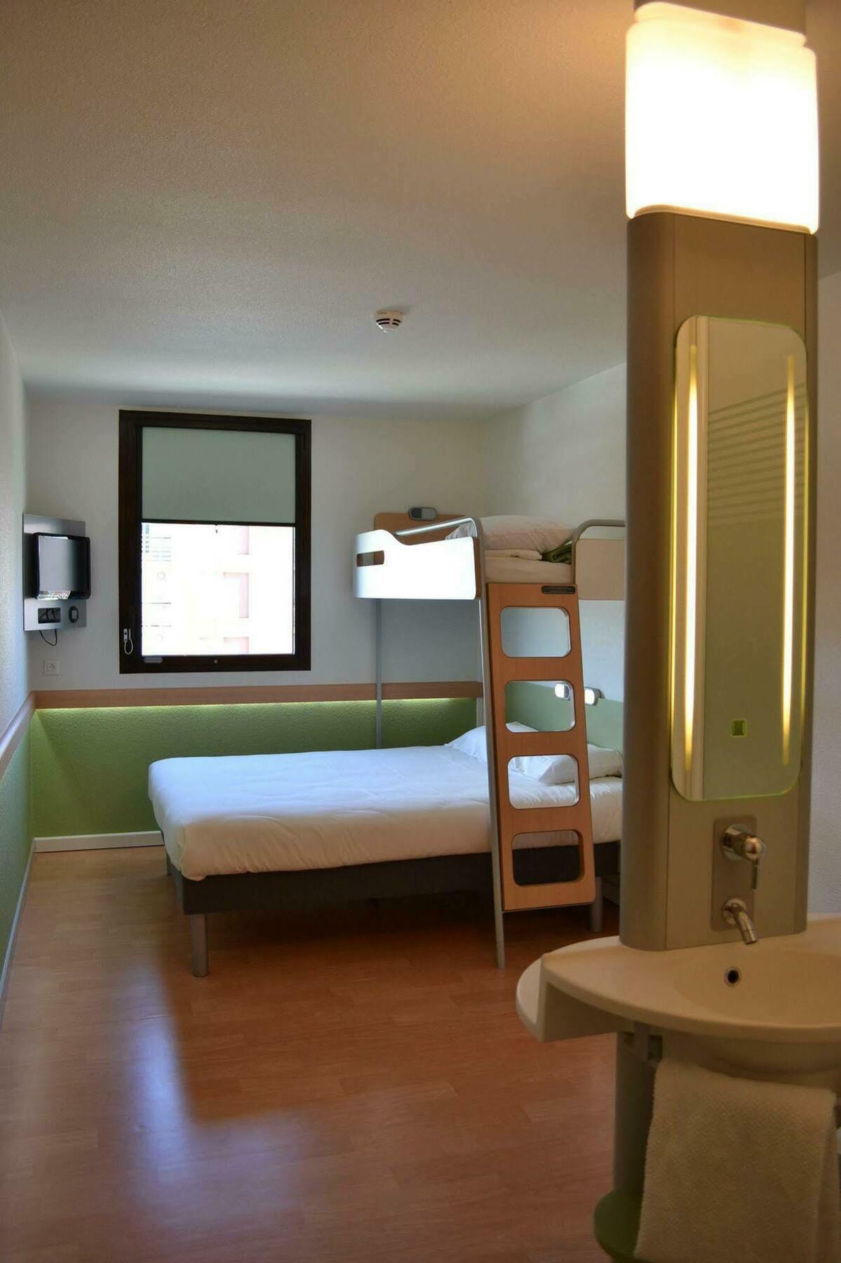 ibis budget Sucy en Brie Buitenkant foto